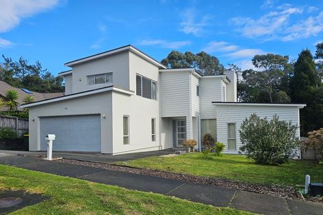 Photo of property in 28 Pin Oak Drive, Schnapper Rock, Auckland, 0632