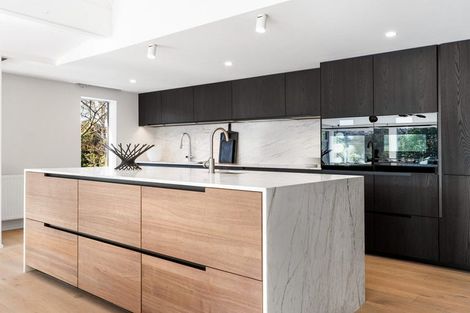 Photo of property in 87 Kahu Road, Fendalton, Christchurch, 8041