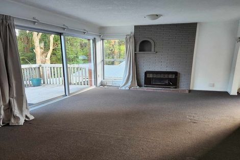 Photo of property in 69 Holland Road, Hillcrest, Auckland, 0627