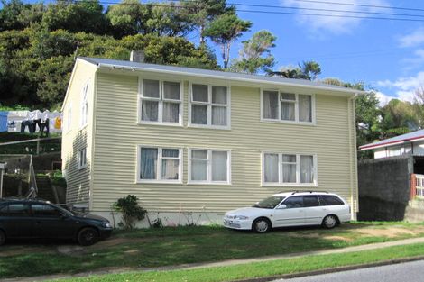 Photo of property in 202 Sievers Grove, Cannons Creek, Porirua, 5024