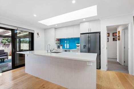 Photo of property in 24 Barbados Way, One Tree Point, 0118