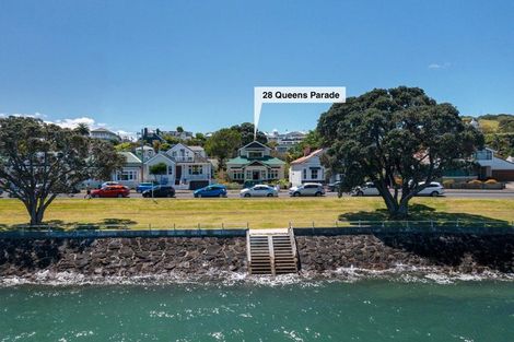 Photo of property in 28 Queens Parade, Devonport, Auckland, 0624