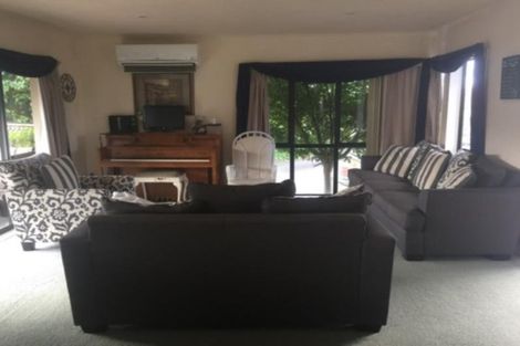 Photo of property in 6b Hoyte Place, Pukehangi, Rotorua, 3015