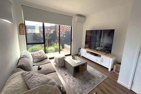 Photo of property in 32 Tuhono Street, Manukau, Auckland, 2104