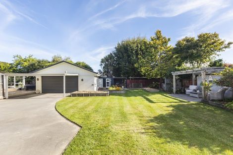 Photo of property in 76 Isleworth Road, Bishopdale, Christchurch, 8053