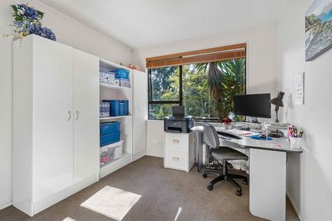 Photo of property in 33 Ramelton Road, Mount Roskill, Auckland, 1041