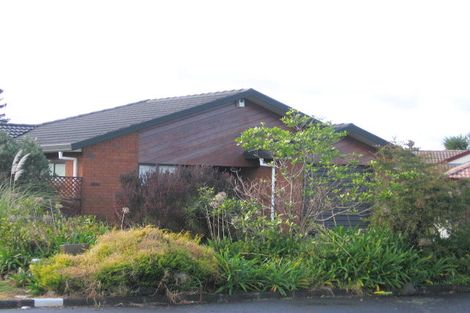 Photo of property in 16 Waylen Place, Burswood, Auckland, 2013