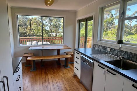 Photo of property in 15 Wiremu Place, Blagdon, New Plymouth, 4310