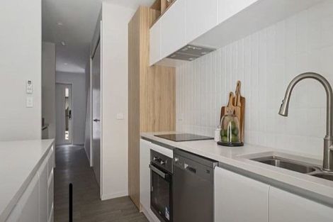 Photo of property in 2/26 Cameron Road, Hamilton East, Hamilton, 3216