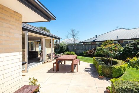 Photo of property in 7 Riverwood Boulevard, Redwood, Christchurch, 8051