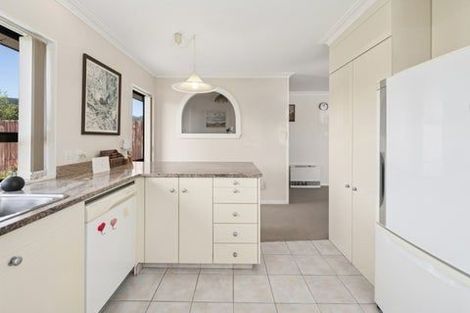 Photo of property in 4 Orchard Place, Lynmore, Rotorua, 3010