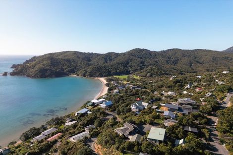 Photo of property in 1 Waikawau Beach Road, Waikawau, Coromandel, 3584