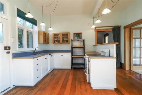 Photo of property in 61 Mount Street, Nelson South, Nelson, 7010