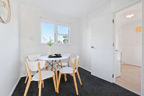 Photo of property in 15 Allenby Street, Bader, Hamilton, 3206