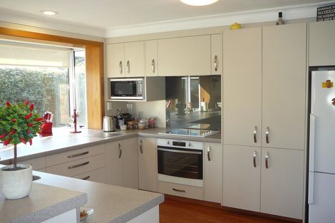 Photo of property in 18 Kenmare Street, Alexandra, 9320