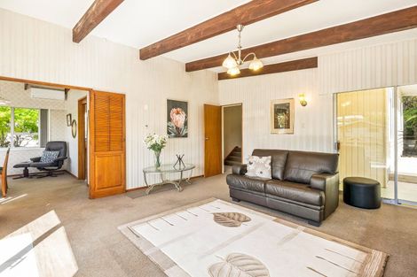 Photo of property in 10 Deller Grove, Silverstream, Upper Hutt, 5019