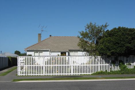 Photo of property in 56 Good Street, Rangiora, 7400