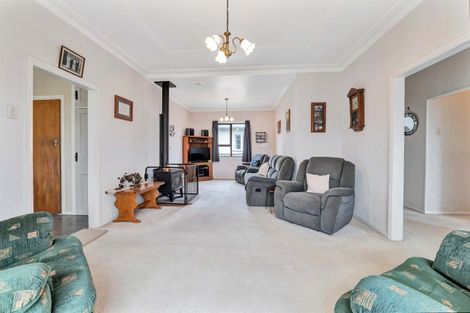 Photo of property in 39 Lismore Street, Strandon, New Plymouth, 4312