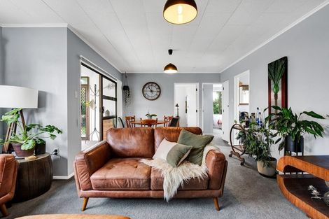 Photo of property in 3 Kaimata Street, Brooklands, New Plymouth, 4310