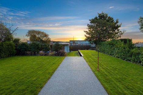 Photo of property in 223 Bower Avenue, North New Brighton, Christchurch, 8083