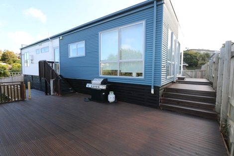 Photo of property in 48a Bassett Road, Johnsonville, Wellington, 6037