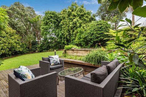 Photo of property in 3 Augusta Place, Forrest Hill, Auckland, 0620