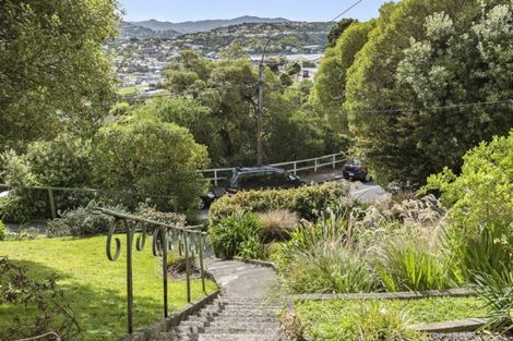 Photo of property in 139 Townsend Road, Miramar, Wellington, 6022