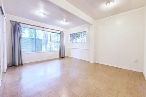 Photo of property in 27 Glencourt Place, Glenfield, Auckland, 0629