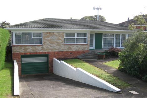 Photo of property in 127 Ridge Road, Howick, Auckland, 2014