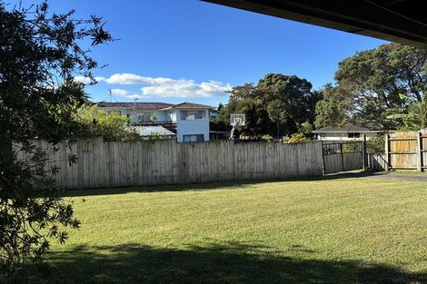 Photo of property in 14 Butterworth Drive, Glendene, Auckland, 0602