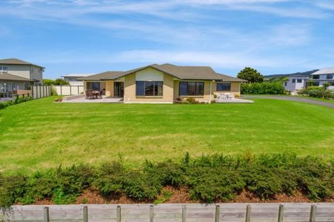 Photo of property in 34 Lax Crescent, Leigh, 0985