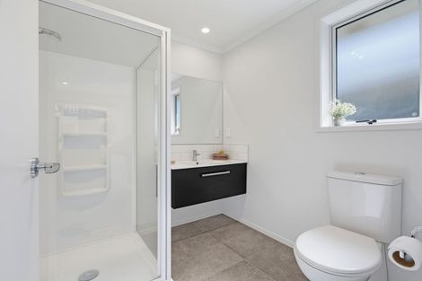 Photo of property in 18 Watene Way, Welcome Bay, Tauranga, 3112
