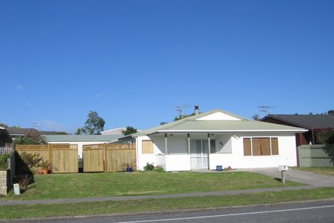 Photo of property in 28 Rutherford Drive, Waikanae Beach, Waikanae, 5036