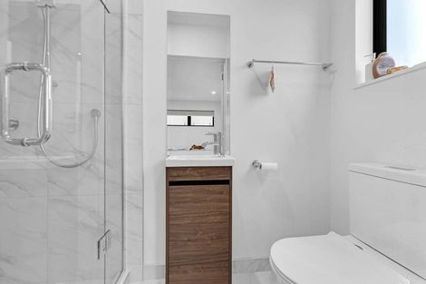 Photo of property in 2 Fields Road, Manurewa, Auckland, 2102