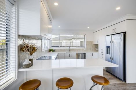 Photo of property in 23 Laurent Place, Greenmeadows, Napier, 4112