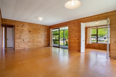 Photo of property in 128 Avalon Place, Whangamata, 3620