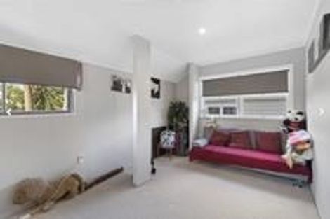 Photo of property in 106a Woodglen Road, Glen Eden, Auckland, 0602