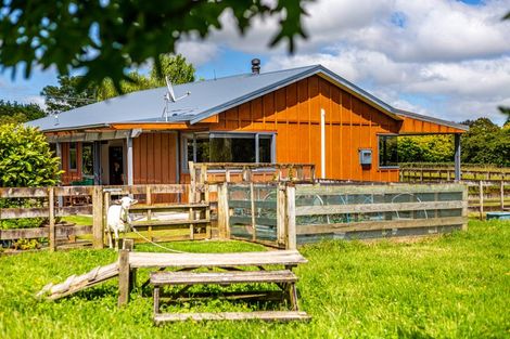 Photo of property in 4 Pukematawai Lane, Levin, 5571