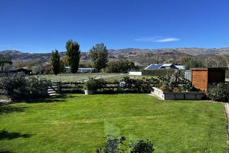 Photo of property in 54 Stratford Drive, Mount Pisa, Cromwell, 9383