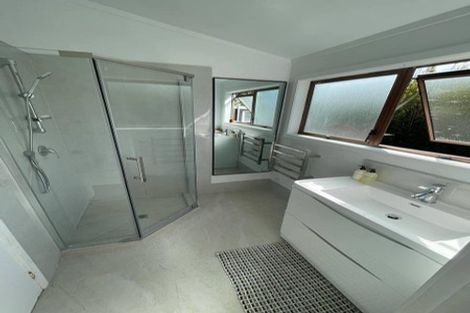 Photo of property in 50a Sunnyside Road, Sunnyvale, Auckland, 0612