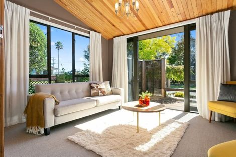 Photo of property in 15 Bowen Street, Cambridge, 3434