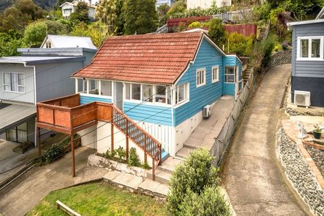 Photo of property in 110 Karaka Road, Thames, 3500