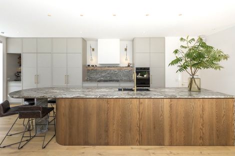 Photo of property in 93 Carlton Mill Road, Merivale, Christchurch, 8014