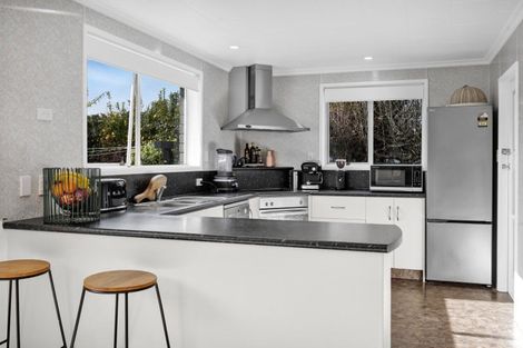 Photo of property in 26 Oberon Street, Stratford, 4332