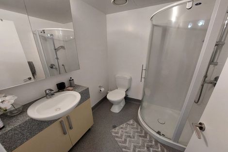 Photo of property in Dual Apartments, 108/142 Vivian Street, Te Aro, Wellington, 6011