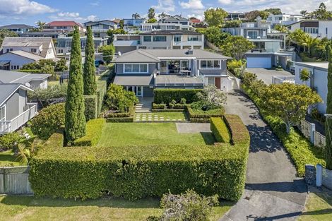 Photo of property in 8 Eastcliffe Road, Castor Bay, Auckland, 0620