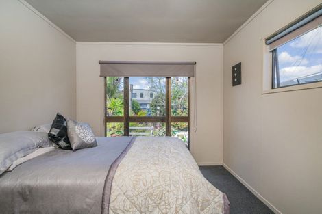 Photo of property in 10 Centennial Drive, Whitianga, 3510