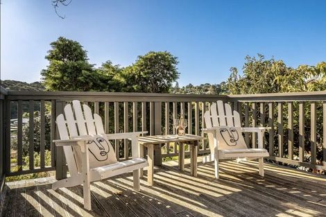 Photo of property in 26 Ocean Road, Surfdale, Waiheke Island, 1081