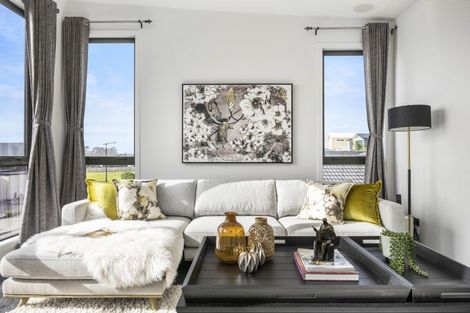 Photo of property in 32 Tahuna Minhinnick Drive, Glenbrook, Waiuku, 2681