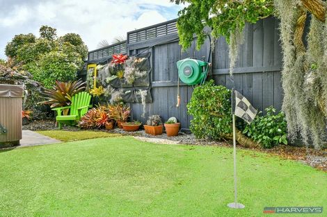 Photo of property in 20 Byblos Place, The Gardens, Auckland, 2105